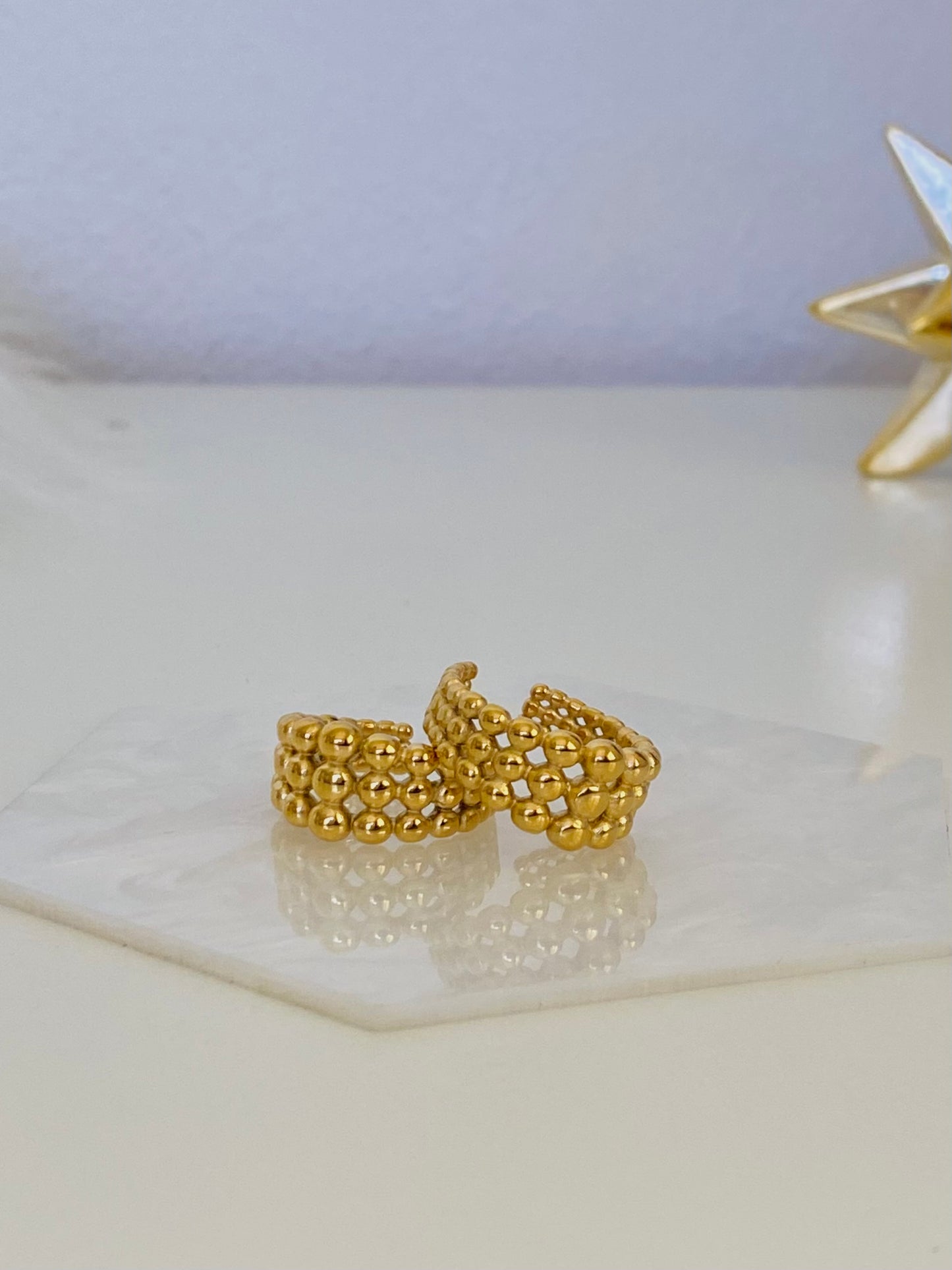 Lola ring