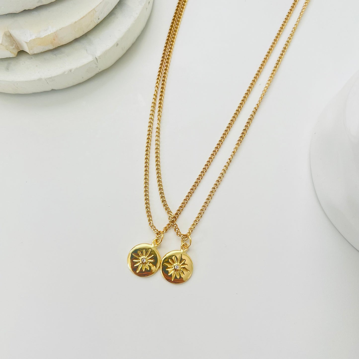 Belen star necklace